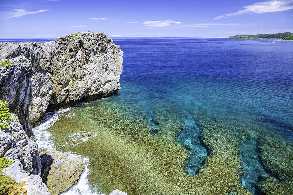 辺戸岬は沖縄最北端の絶景！やんばるの自然を感じよう｜沖縄トラベル