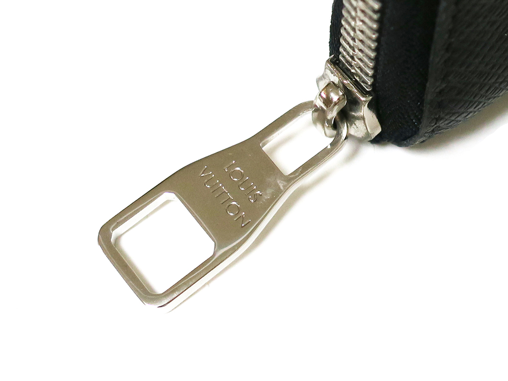 ルイヴィトン タイガ ジッピー・ウォレット・ヴェルティカル 長財布