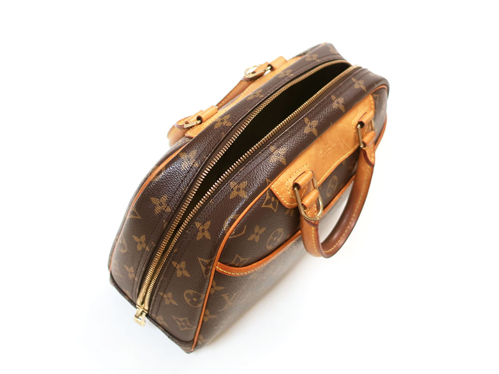 ルイヴィトン モノグラム トゥルーヴィル M42228 SD0094