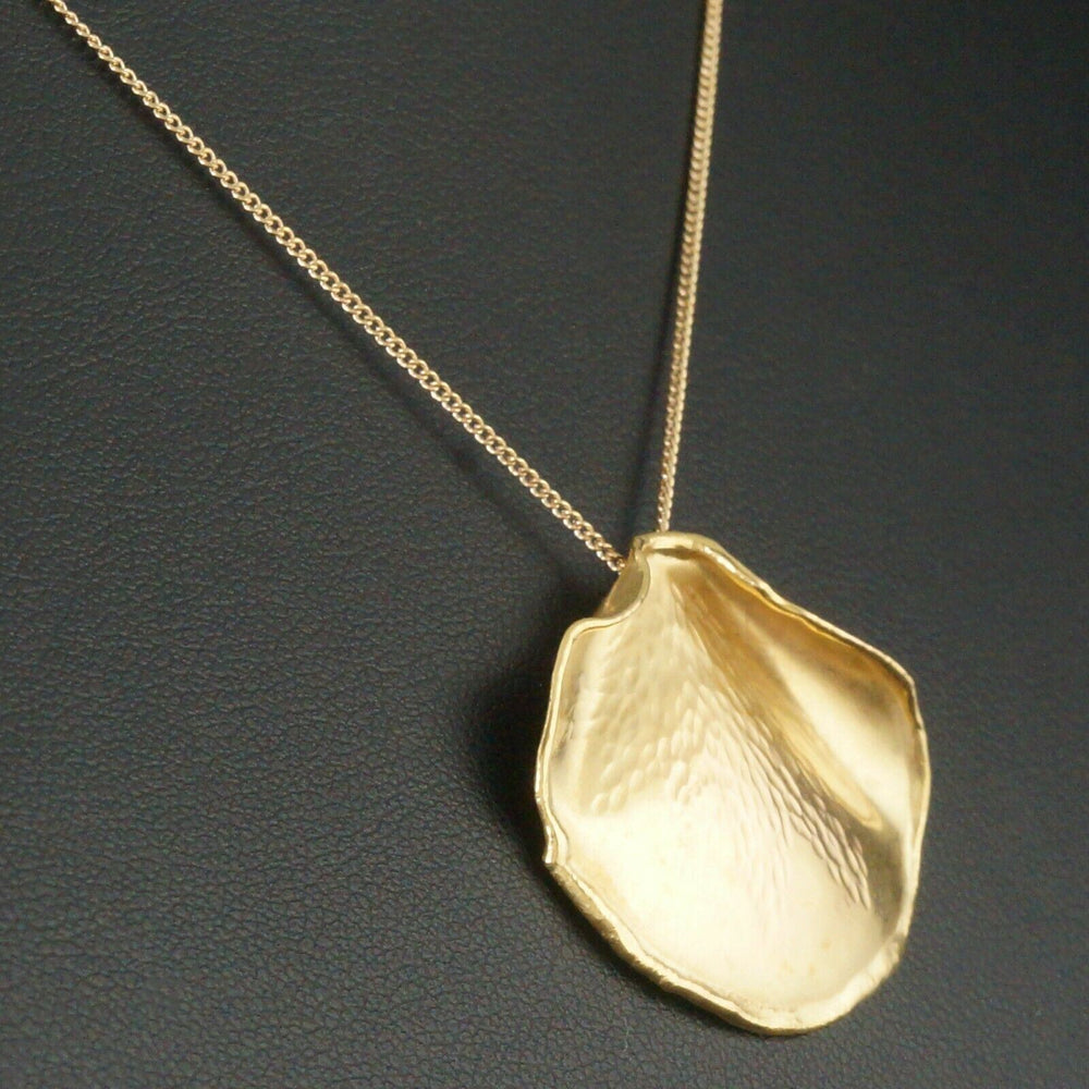 Tiffany & Co. Cummings Solid 18K Gold Rose Petal Pendant & 18