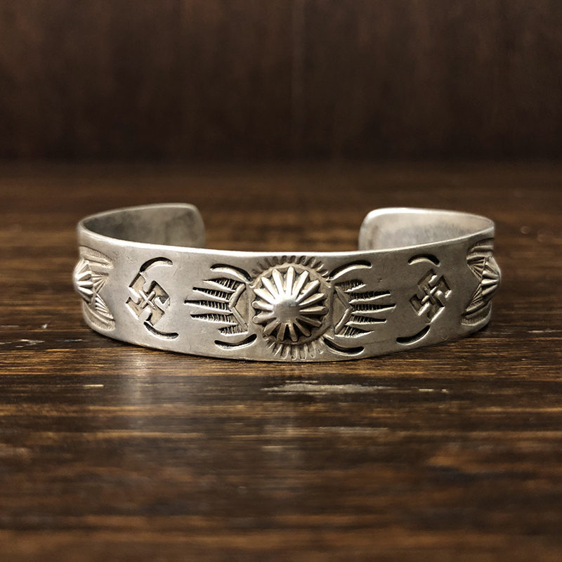 Vintage Navajo Fred Harvey Silver Cuff bracelet Bangle Shell