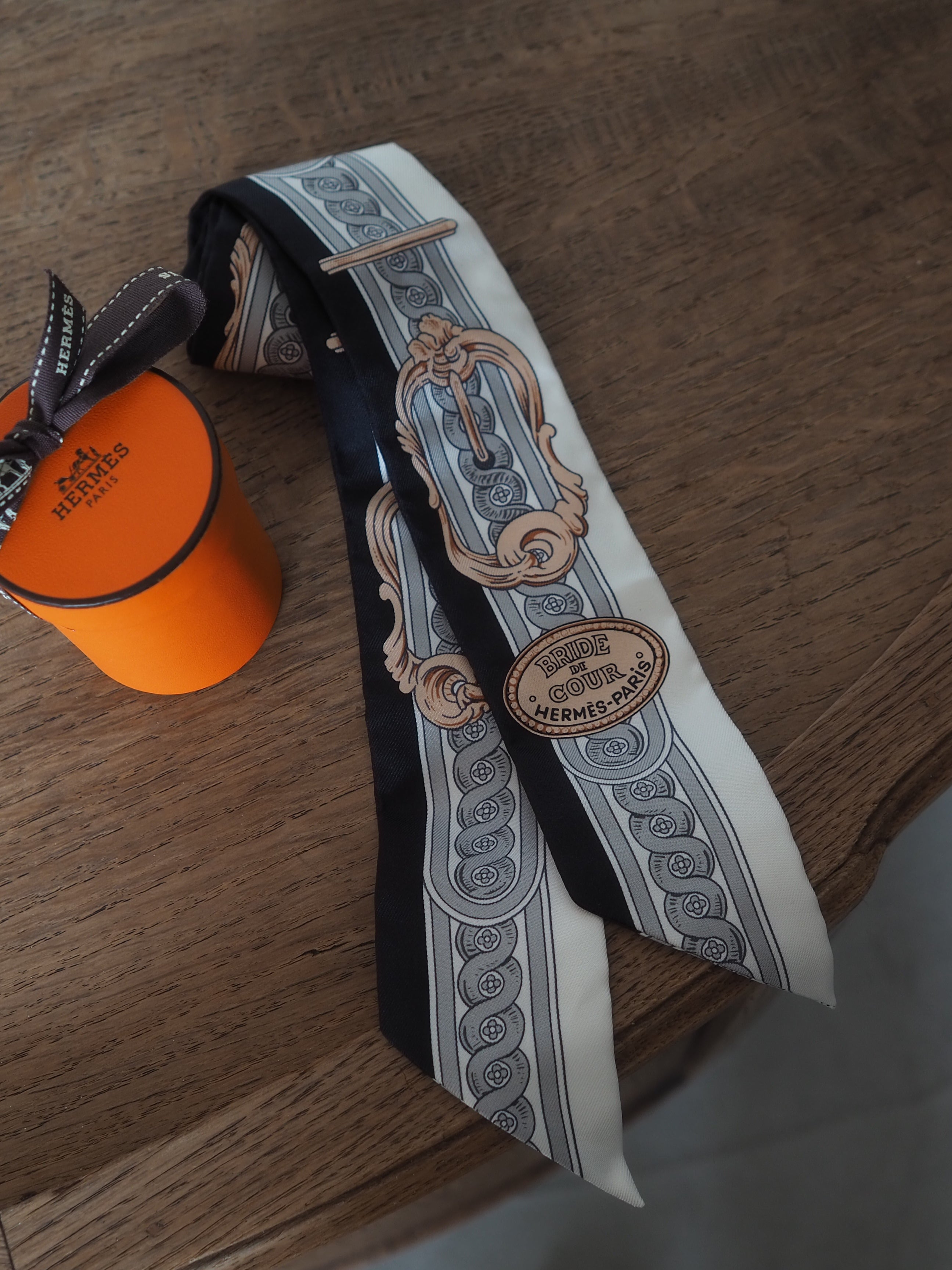 HERMES エルメス ツイリー スカーフ Bride de Cour ブリッド・ドゥ