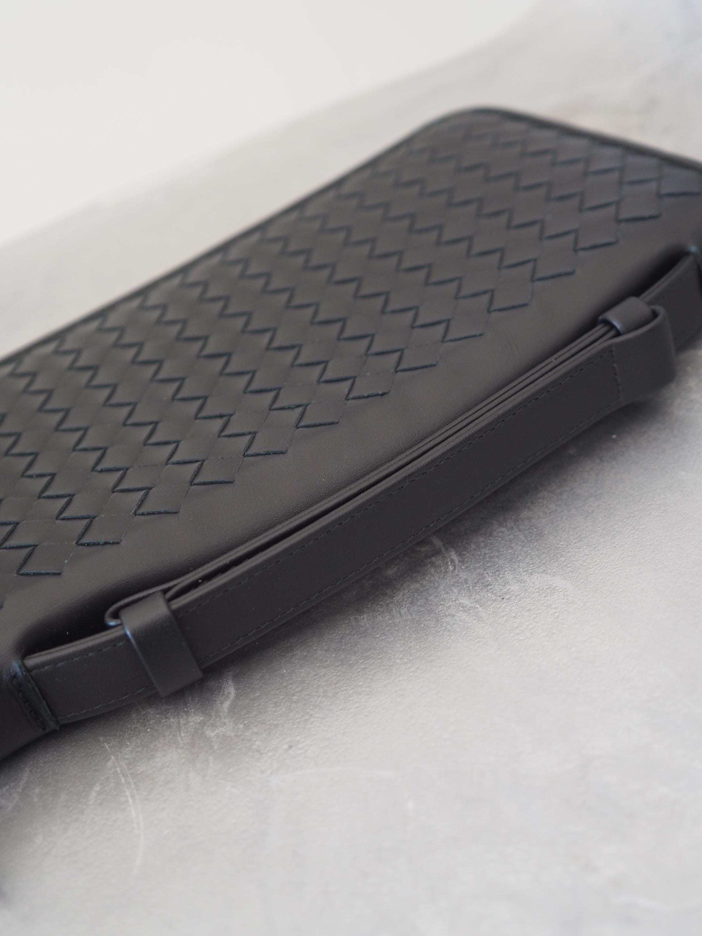 Bottega Veneta ボッテガヴェネタ パスポート ケース 財布