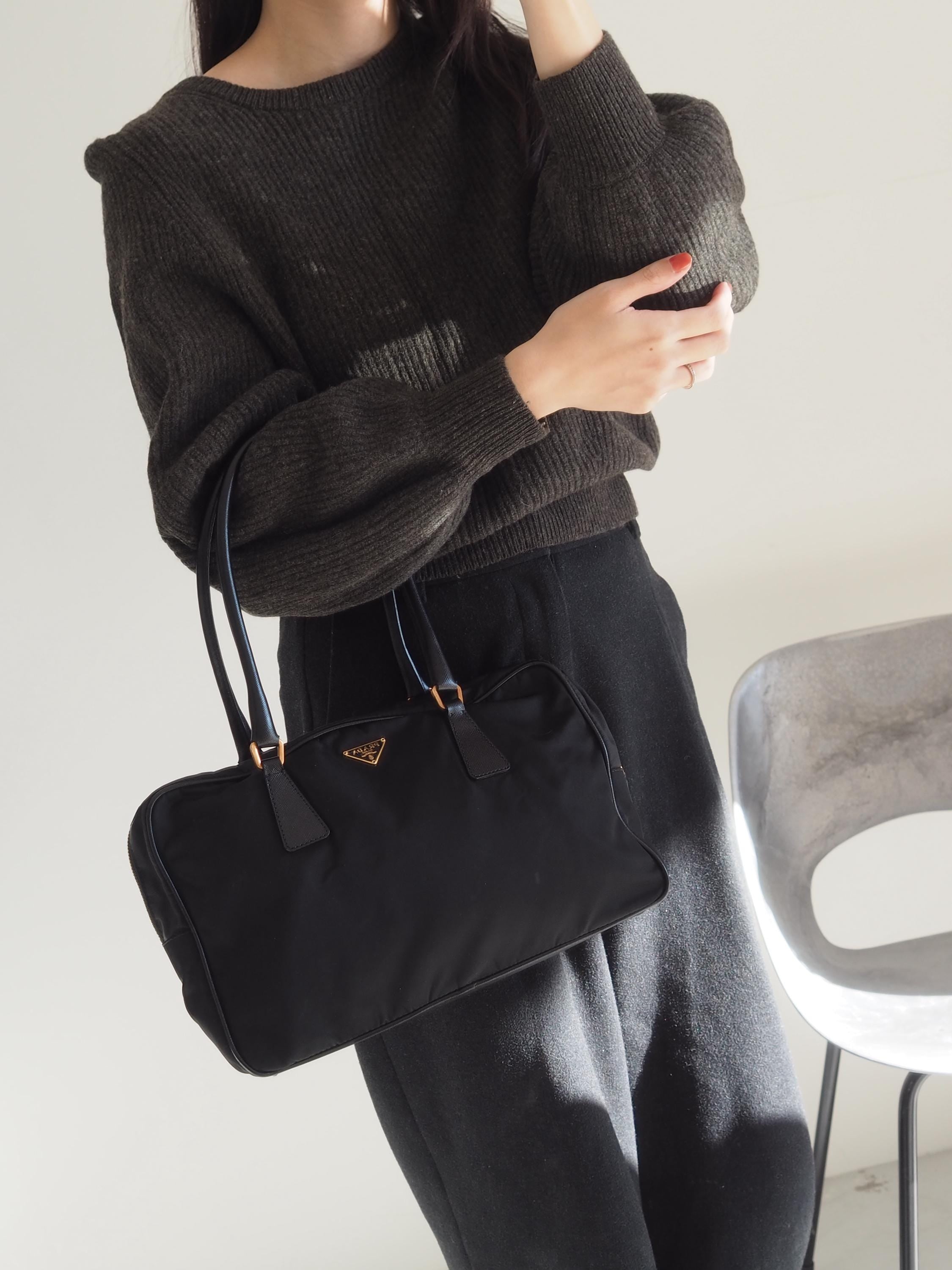 PRADA プラダ ヴィンテージ ナイロン 三角ロゴ ハンドバッグ ブラック