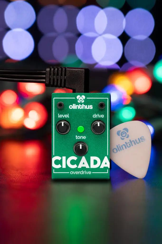 World's Smallest Effects Pedal! – Cicada Overdrive - Olinthus