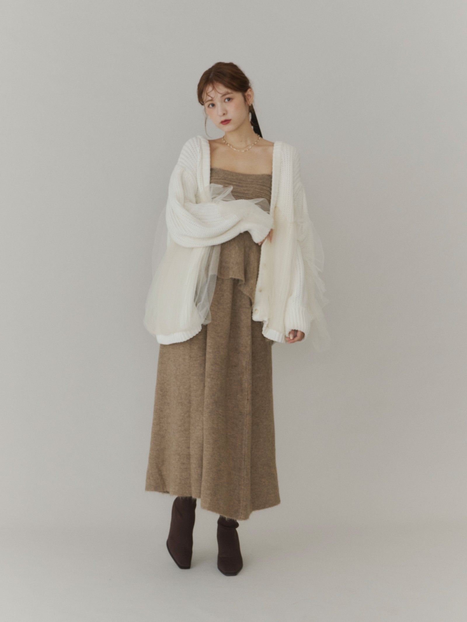 エアリーペプラムニットビスチェ[セットアップ可能]