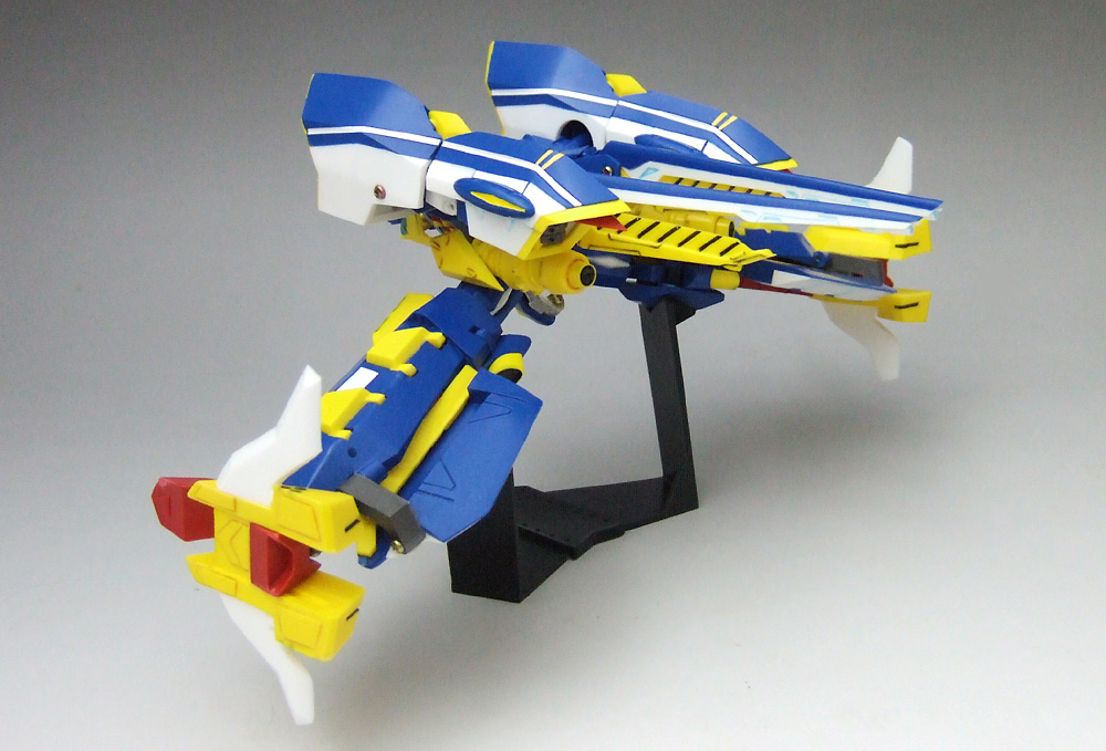 完全変形グルンガスト スタジオハーフアイ