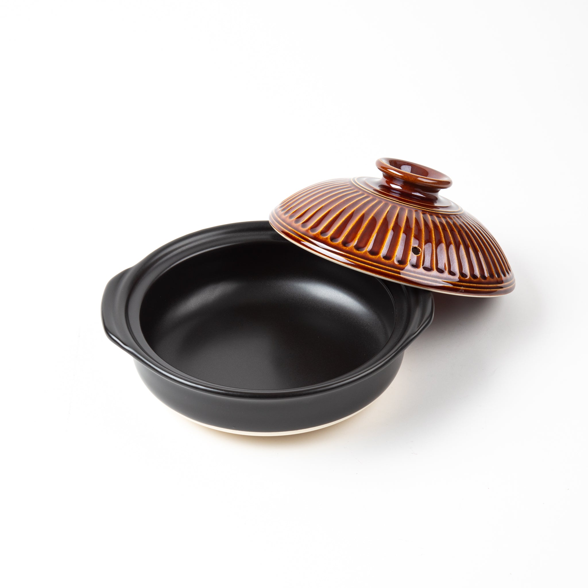 GINPO Chrysanthemum Ame Glaze Donabe Clay Pot (2-3 People) – omakase