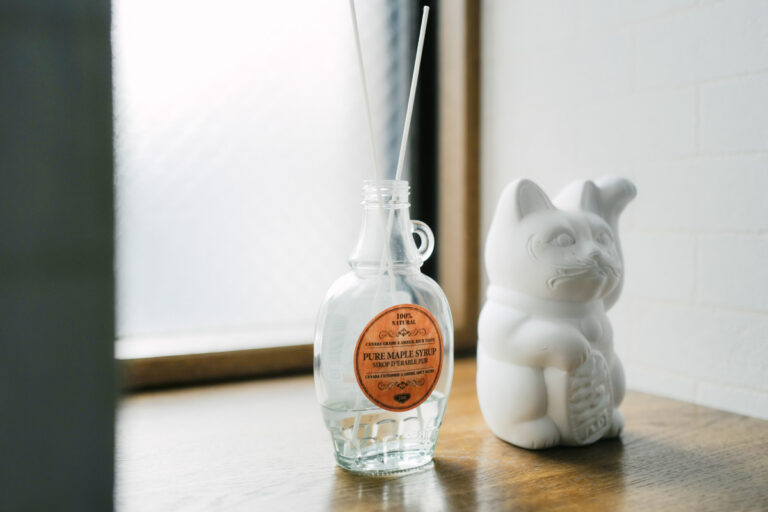 アロマオイルでリードディフューザーを作ってみました！（玄関用ヒノキ