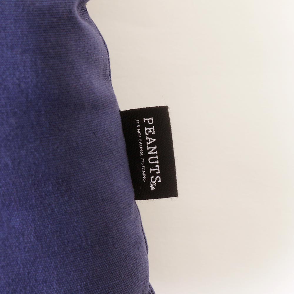 ダイカットクッション RARF ダークネイビー – PEANUTS Cafe Online Shop