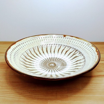 小皿・大皿一覧｜おんた家｜小鹿田焼の器、お皿、丼、湯呑み、茶碗など