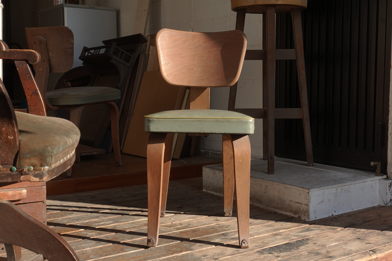 OLD MARUNI オールドマルニの珍しい成型合板椅子｜骨董品買取｜神戸市