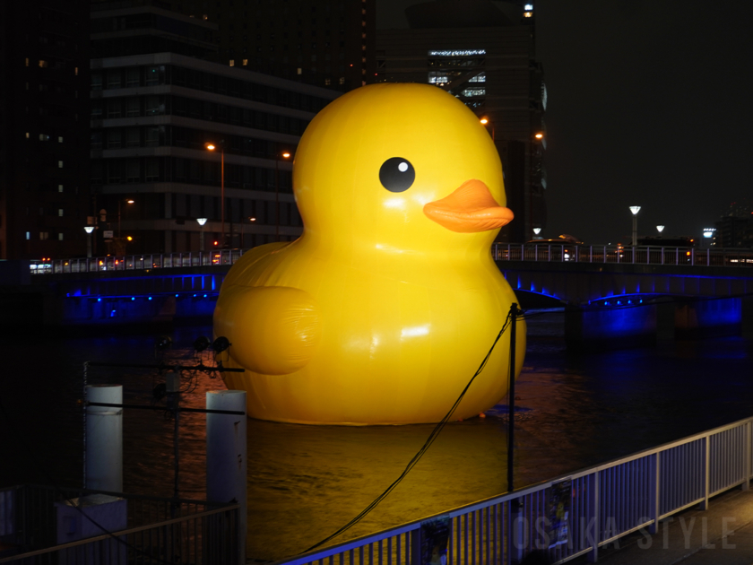 中之島ウエスト・冬ものがたり2024」ラバー・ダック＆ほたるまち