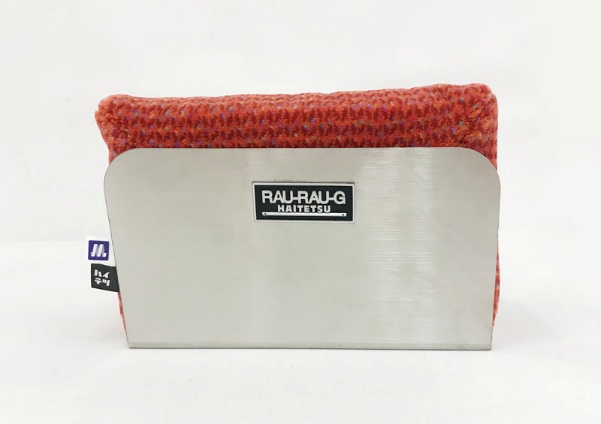 Osaka Metro御堂筋線車両の座席シートを活用した「ロングシート型