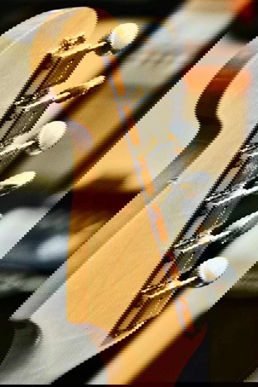 1984 Tokai TST-50 Goldstar Sound candy apple red