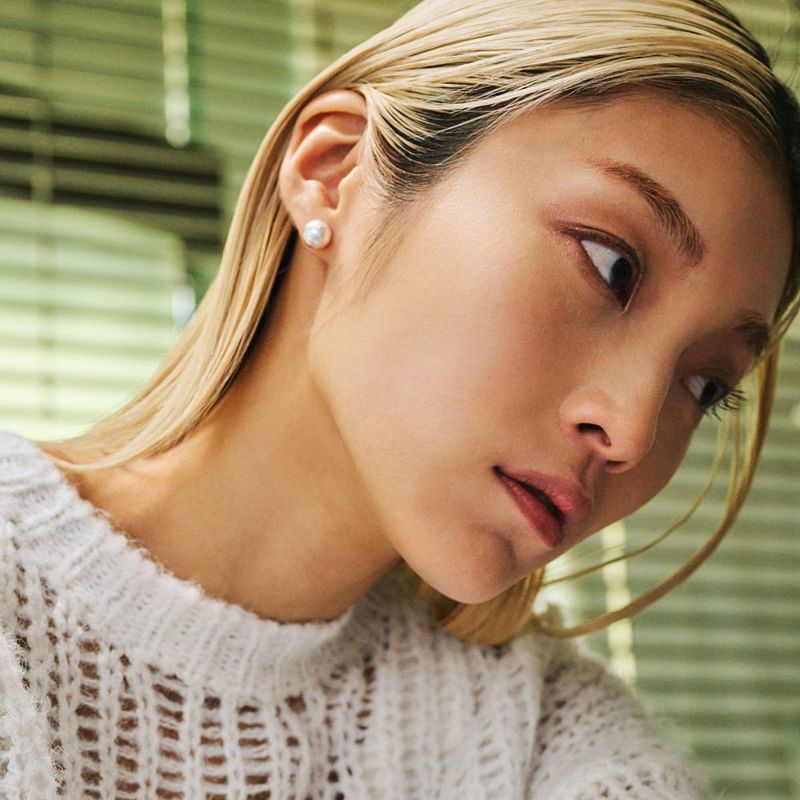 LIMITED NUMBER/リミテッドナンバー】MOON ピアス ニッケルフリー