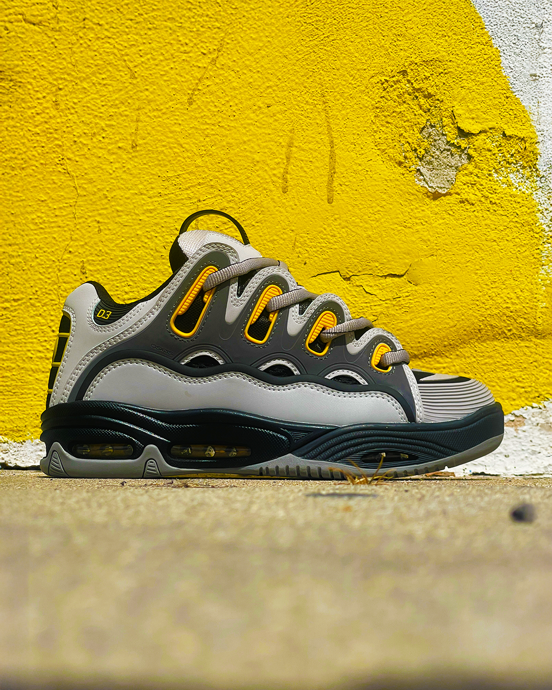 D3 2001 Grey/Black/Yellow – osirisshoes.com
