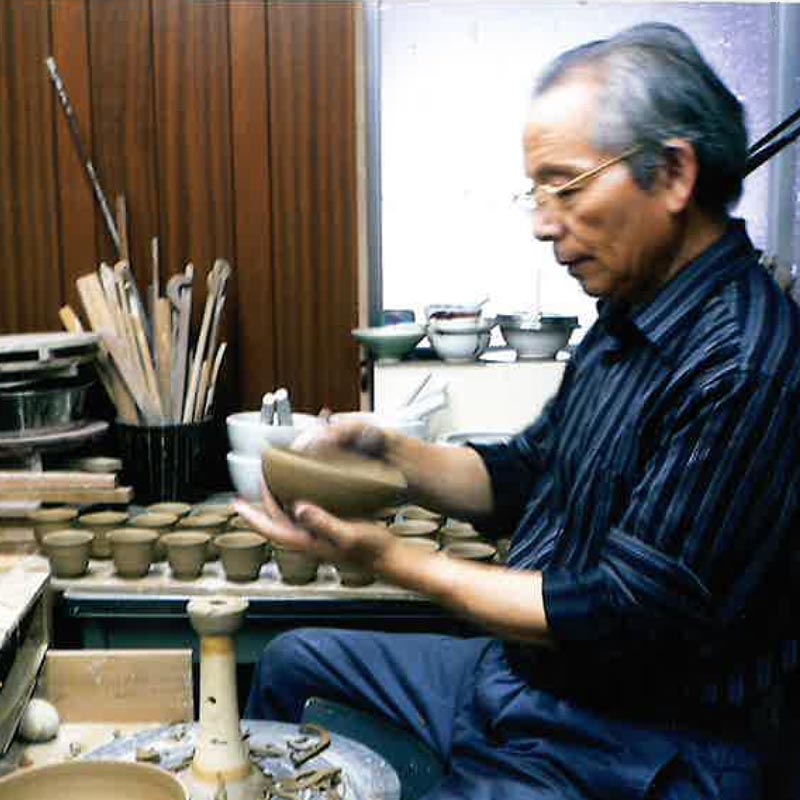 鉄釉馬文壺 | ARTerrace