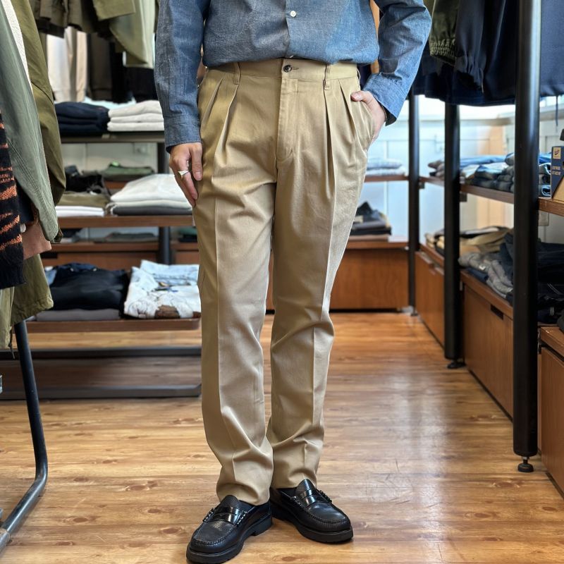 BARNSTORMER/バーンストーマー】ツープリーツドレスチノ（KHK）