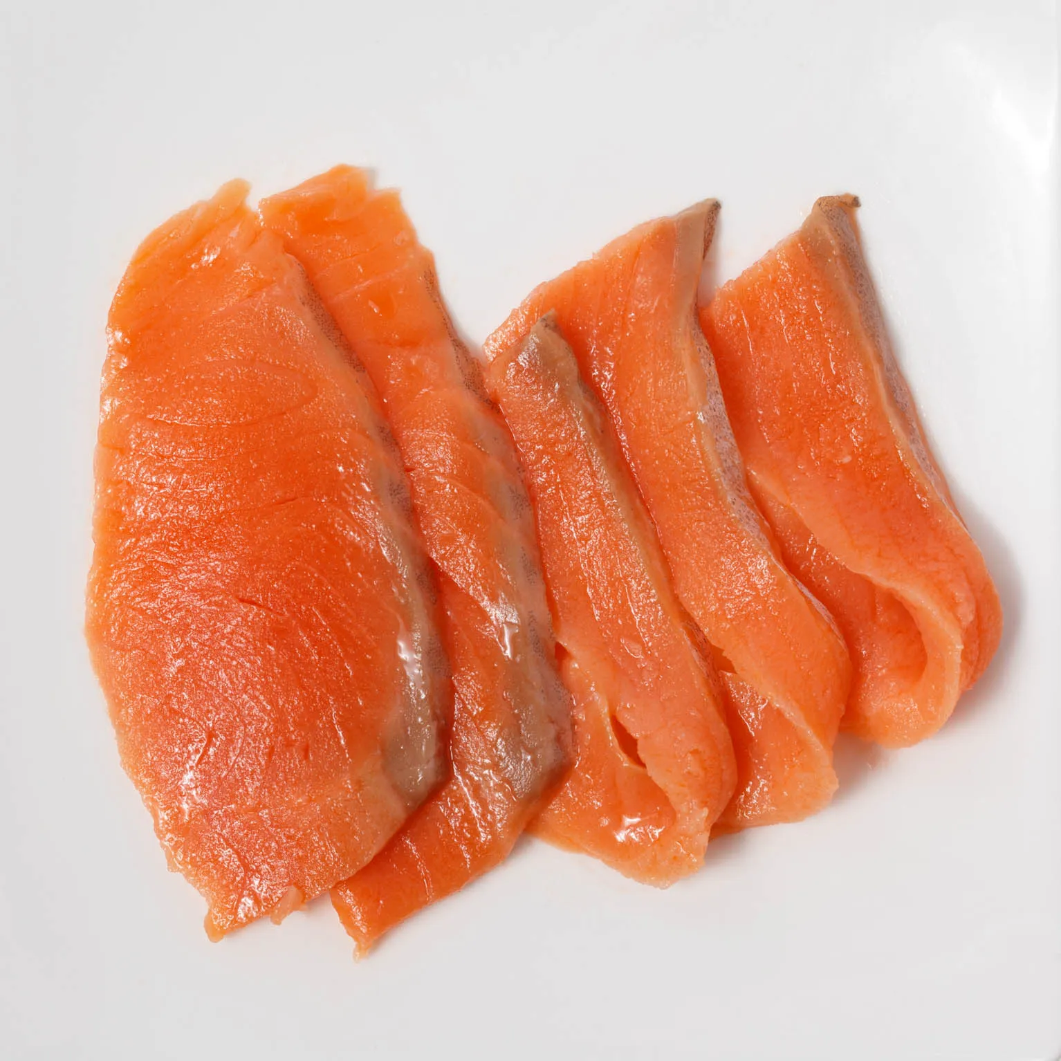 スモークシルバーサーモンカットオフ 500g : 畜肉・海鮮 | スモール