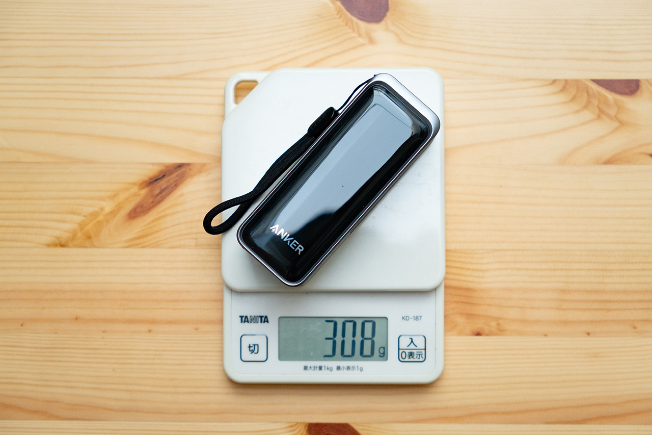 Anker Prime Power Bank（9600mAh, 65W, Fusion）レビュー：プラグ一