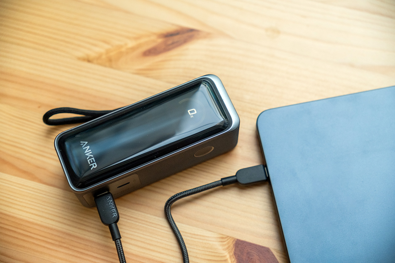 Anker Prime Power Bank（9600mAh, 65W, Fusion）レビュー：プラグ一