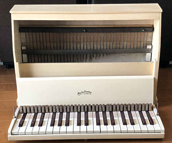 organ69 : [tp038]Michelsonne PARIS Toy Piano