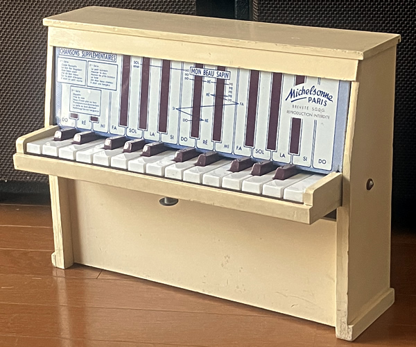 organ69 : [tp046]Michelsonne PARIS Toy Piano