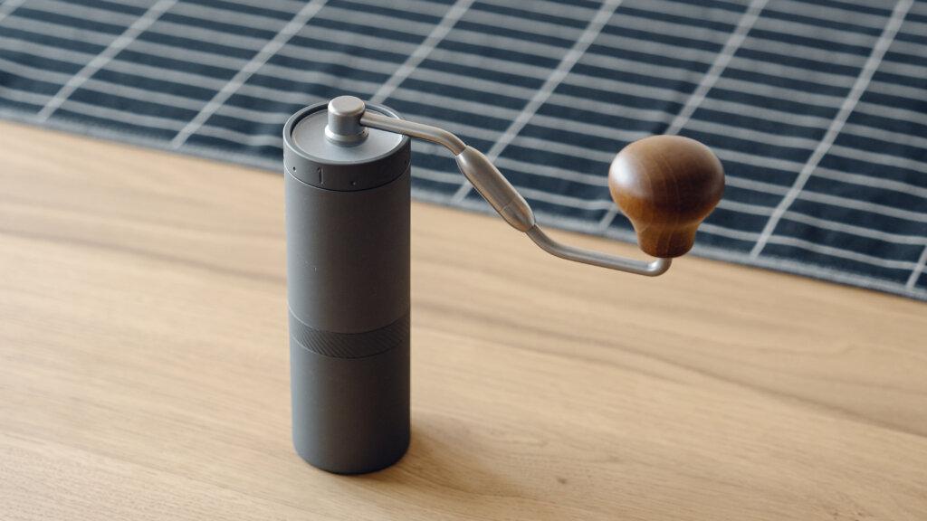 レビュー】エスプレッソもドリップ挽きも、両方ハイクオリティな中型