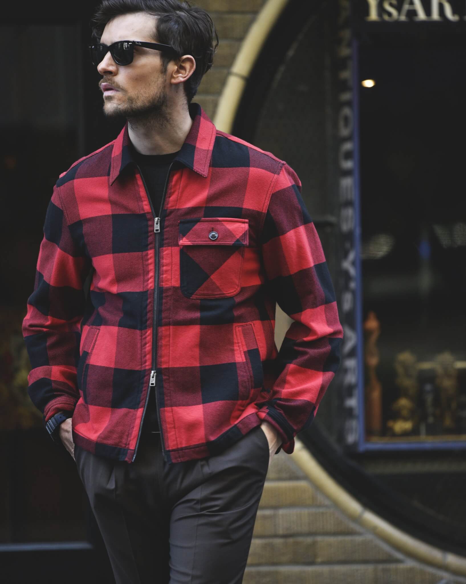 今、“バッファローチェック”に世の男たちが熱視線を注ぐ3の理由とは