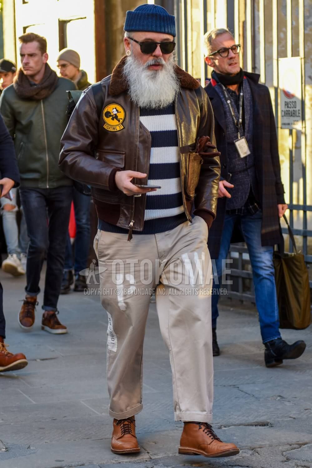 レザーブルゾンが欲しいメンズは理想のコーデ探しから！注目の海外