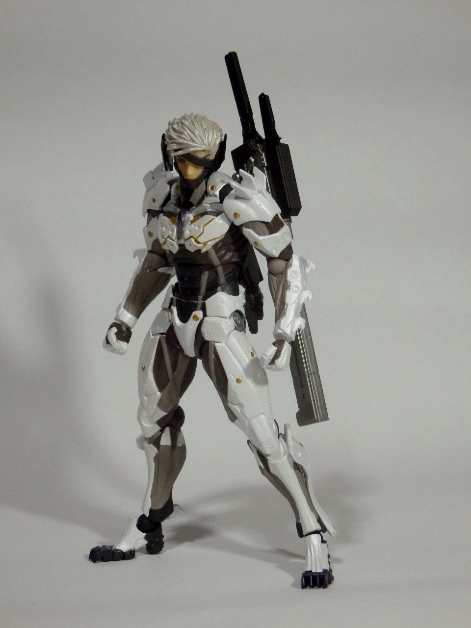 レビュー:リボルテック 雷電(メタルギア ライジングリベンジェンス