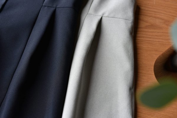 シルエットがきれいな2wayペプラムベスト – OURHOME