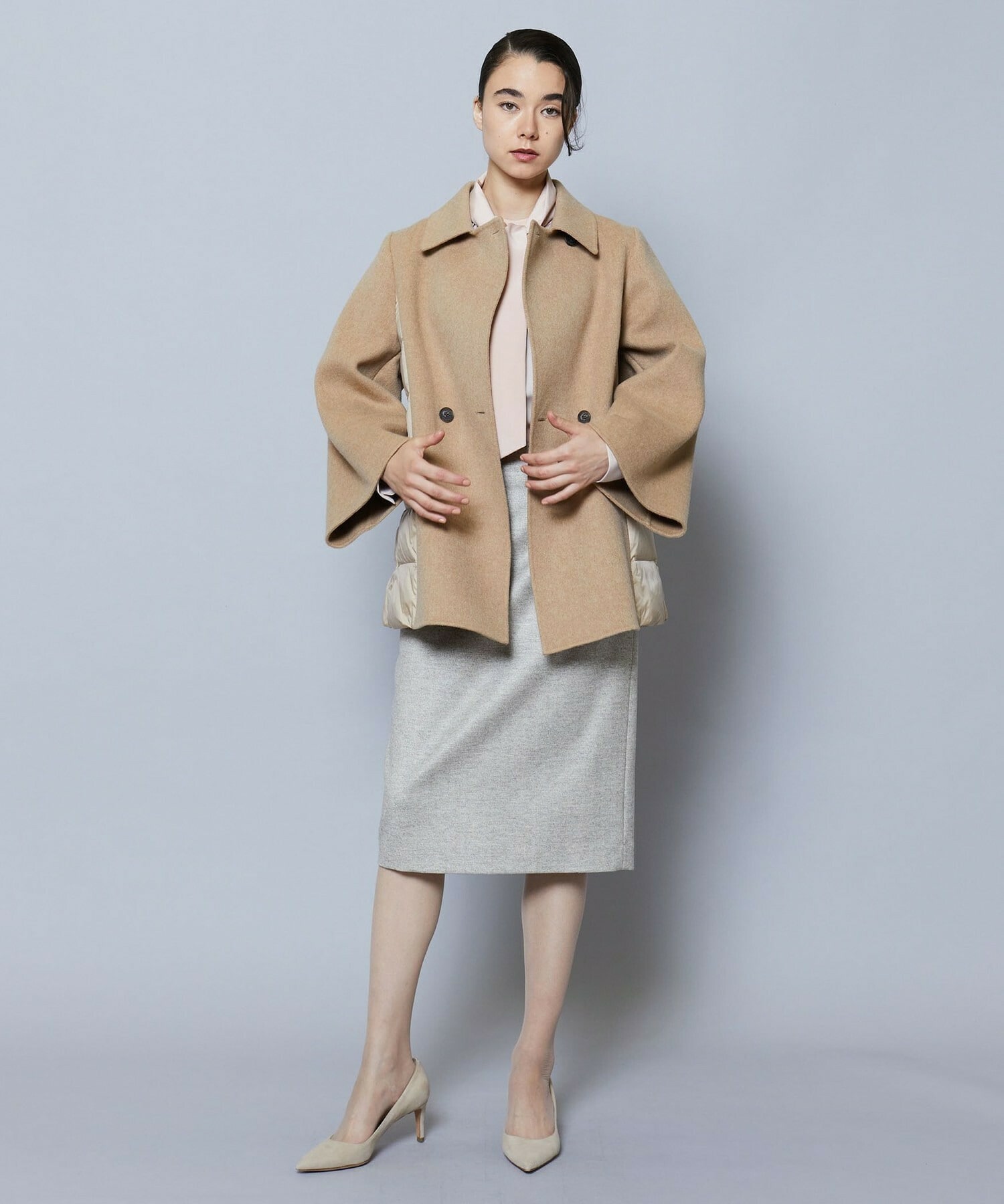 パラスパレス今季品2回着用ダウンショール襟ショートコートベージュ