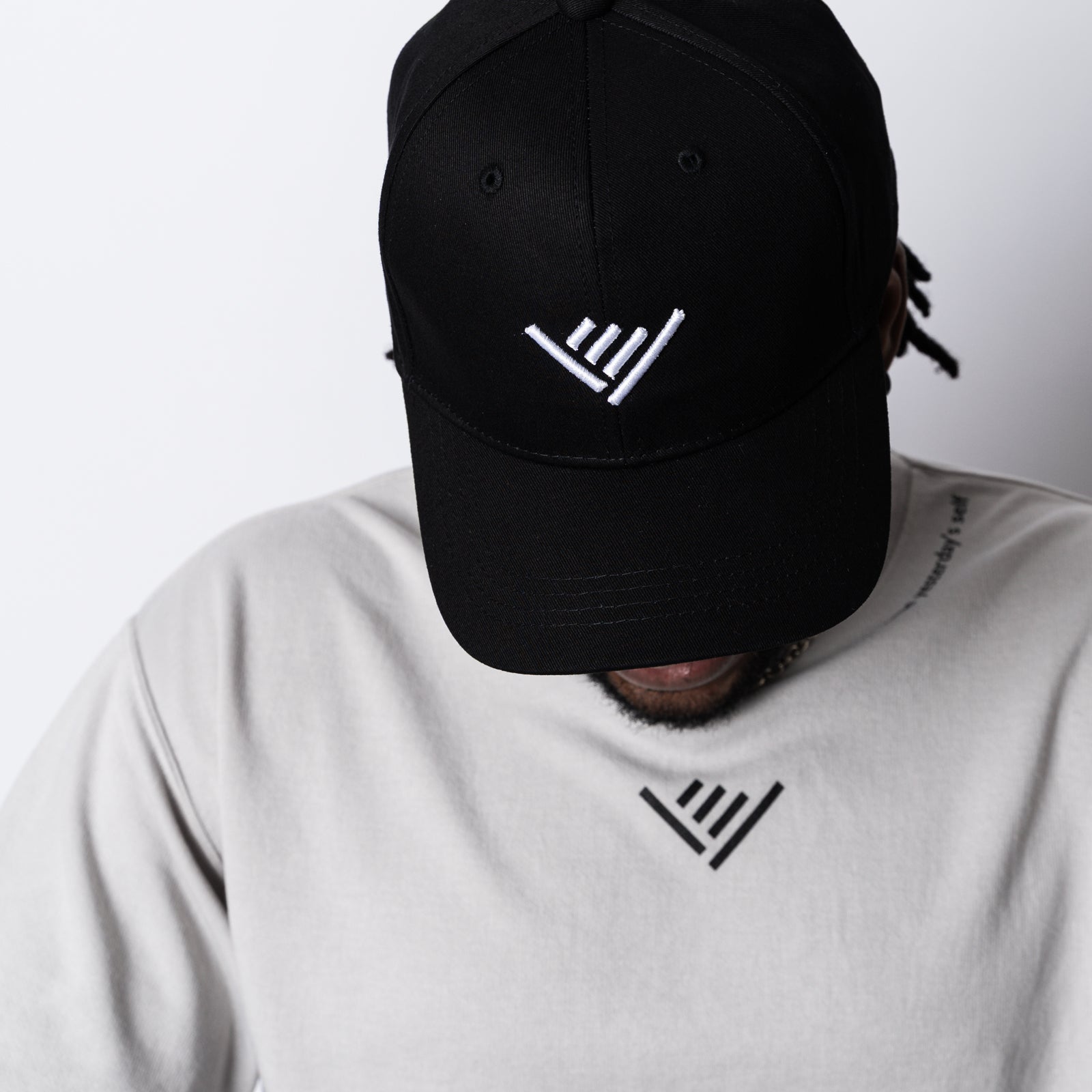 メンズ【ovys公式】ハンドサインキャップ／HAND SIGN EMB CAP – ovys