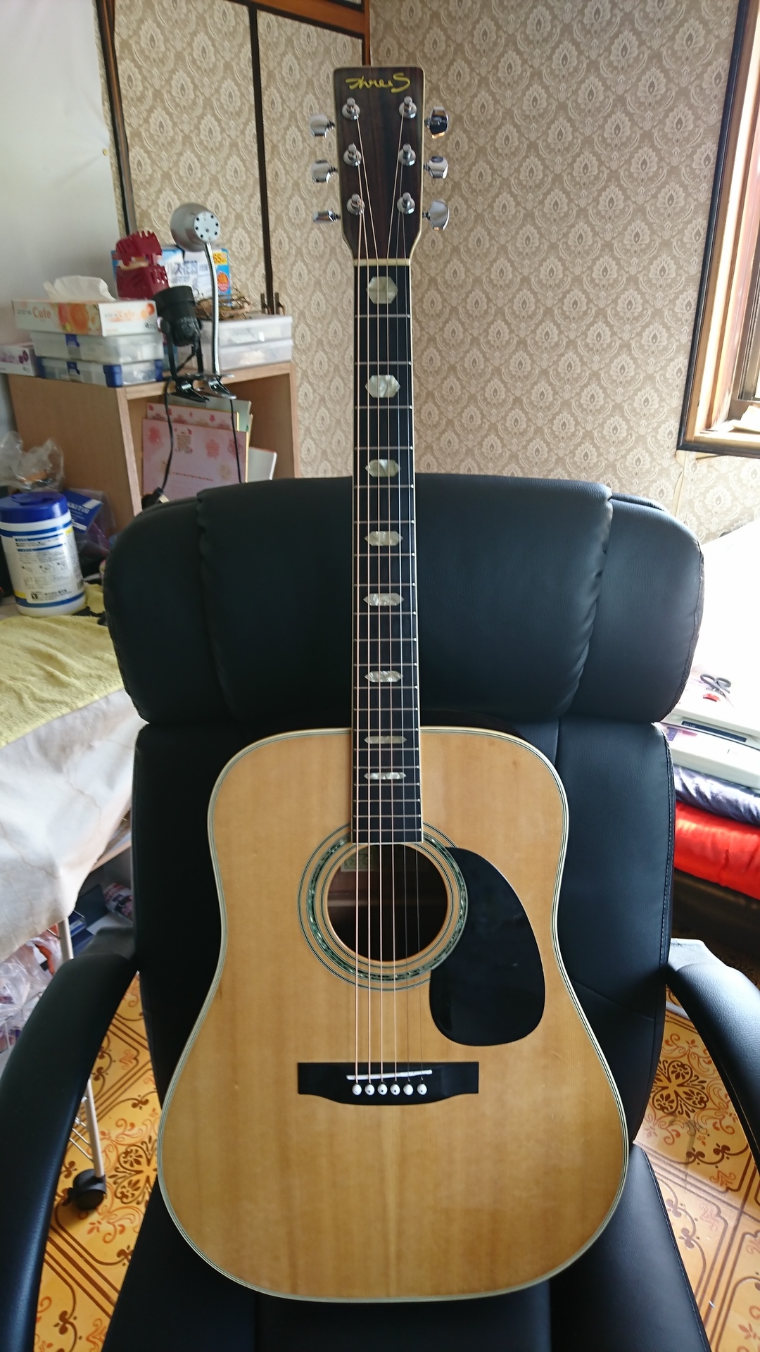 Three S W-200Mのご紹介♬: オヤジの挑戦TK□趣味のギター弾き語り