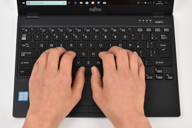 富士通『LIFEBOOK WU2/D2』2019年7月モデル 超軽量＆高性能＆高品質