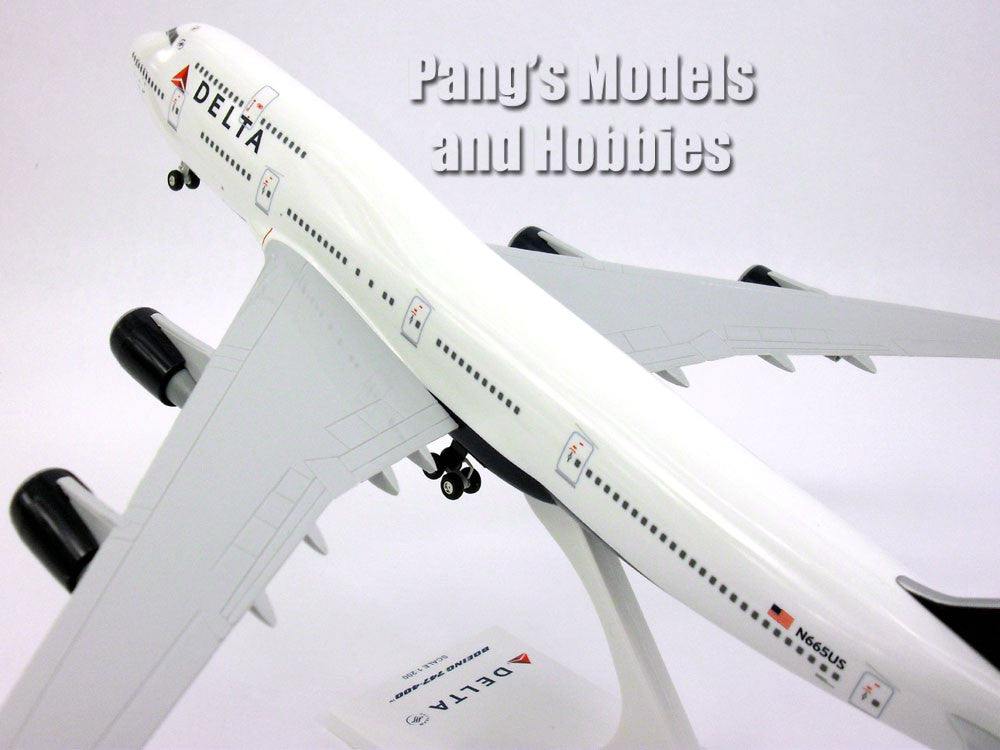 Boeing 747-400 Delta Airlines 1/200 Scale Model Airplane by