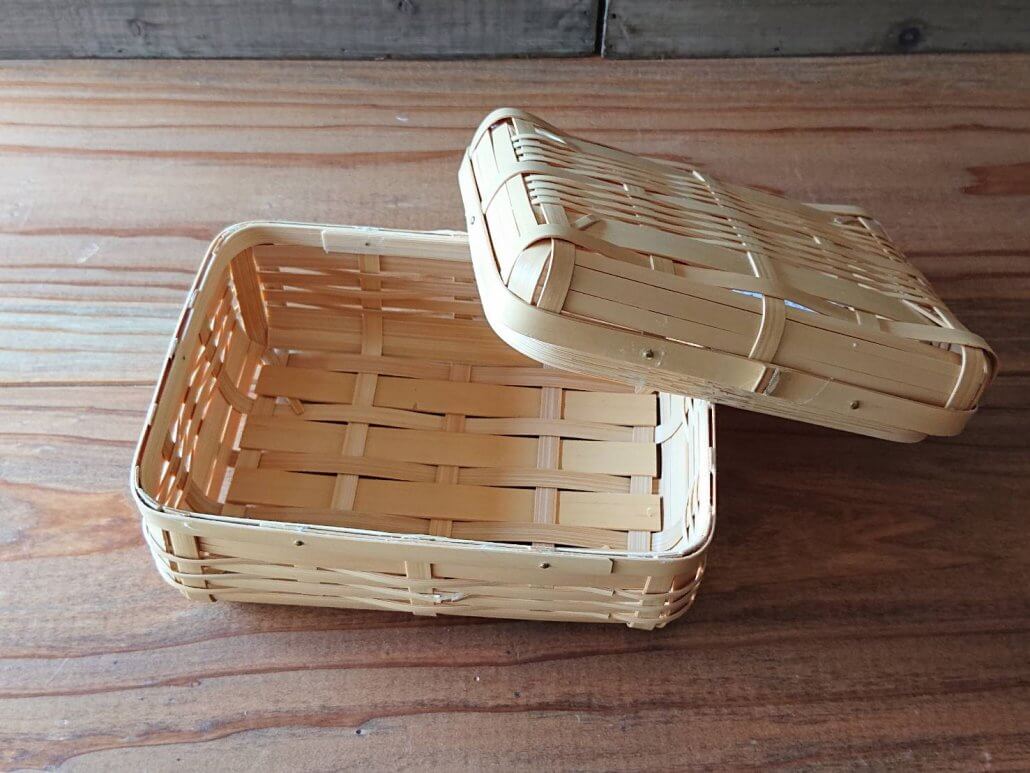 竹細工の蓋つきかご - Paddy's