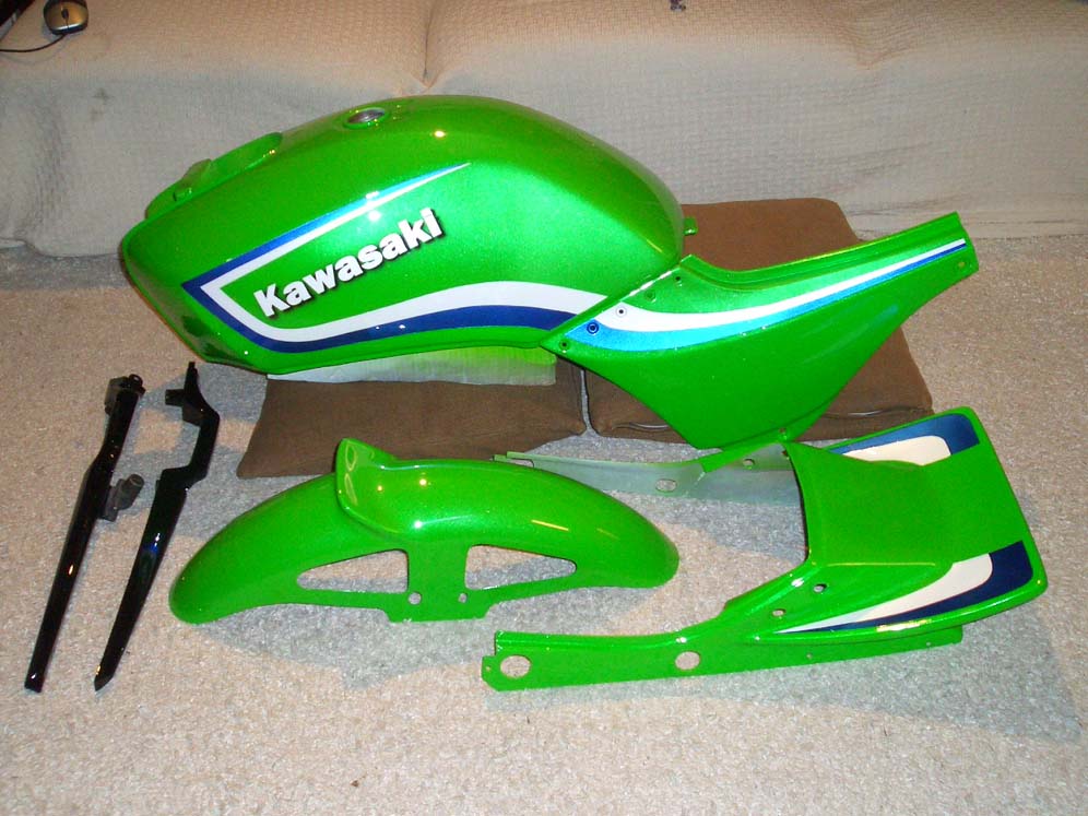 アートギャラリー 011＝塗料・塗装機器のネット販売 ぺいんとわーくす＝