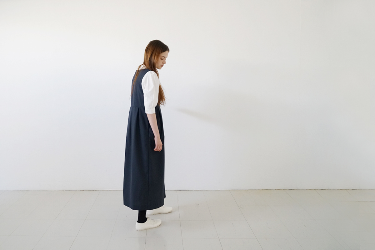 Mochi モチ jumper tuck skirt [ms23-op-03/deep blue] ジャンプ