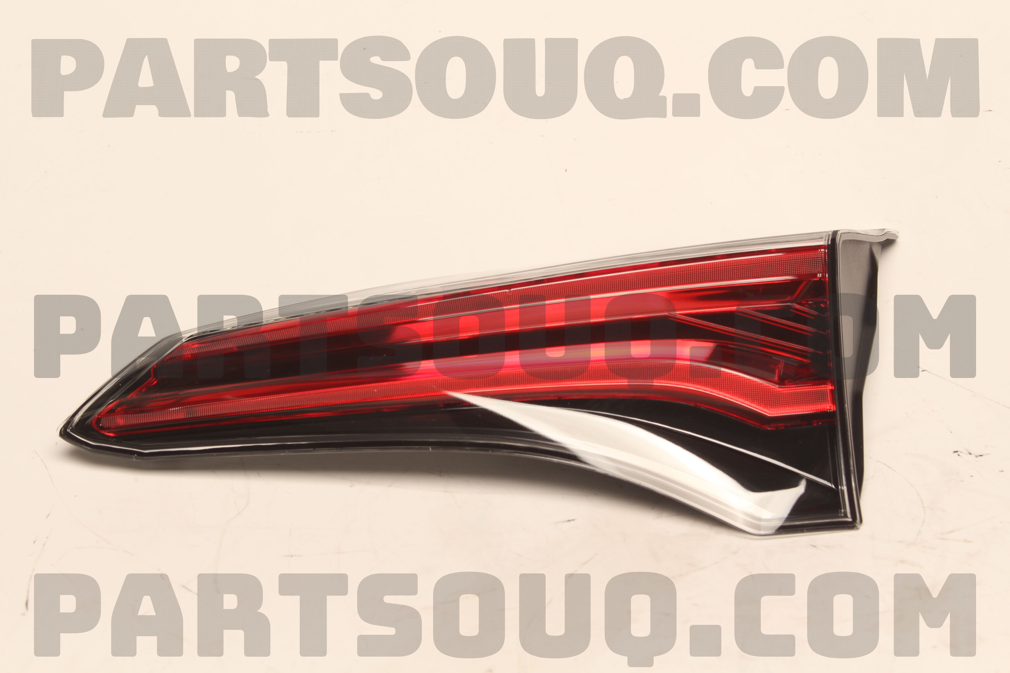 LAMP ASSY RR RH 8158042032 | Toyota Parts | PartSouq