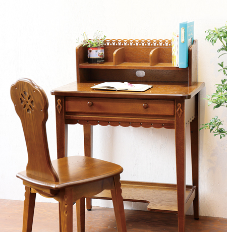 フラワーチェアー | 【パリの雑貨屋｜静岡の家具メーカー】静岡の職人