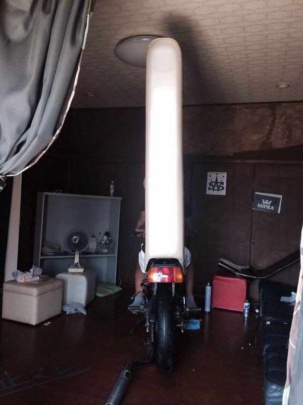 CBXの三段シート欲しい人いますか？とても長いです！誰か買って下さい！