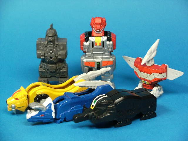 恐竜戦隊ジュウレンジャー」森永チョコスナックおまけ「合体レンジャー