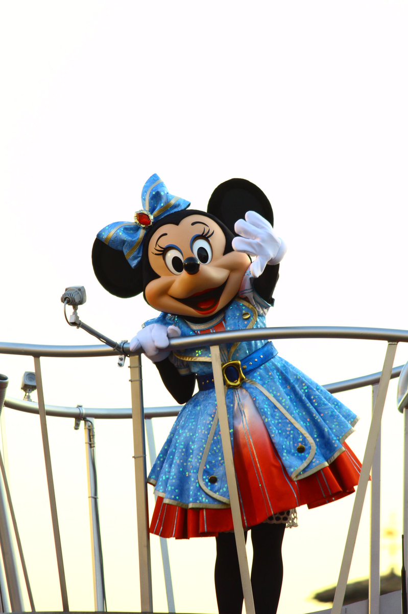 ねぇねぇ、ミニーちゃんまつげどこに落としてきちゃったの……(※全部同じ