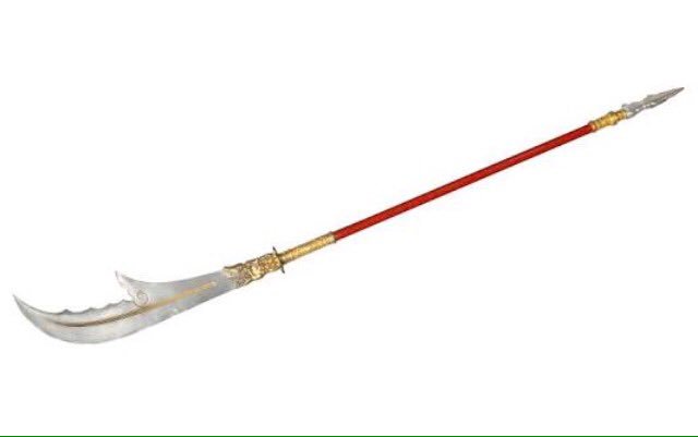 青龍偃月刀（せいりゅうえんげつとう）：中国。日本の薙刀に似ているが