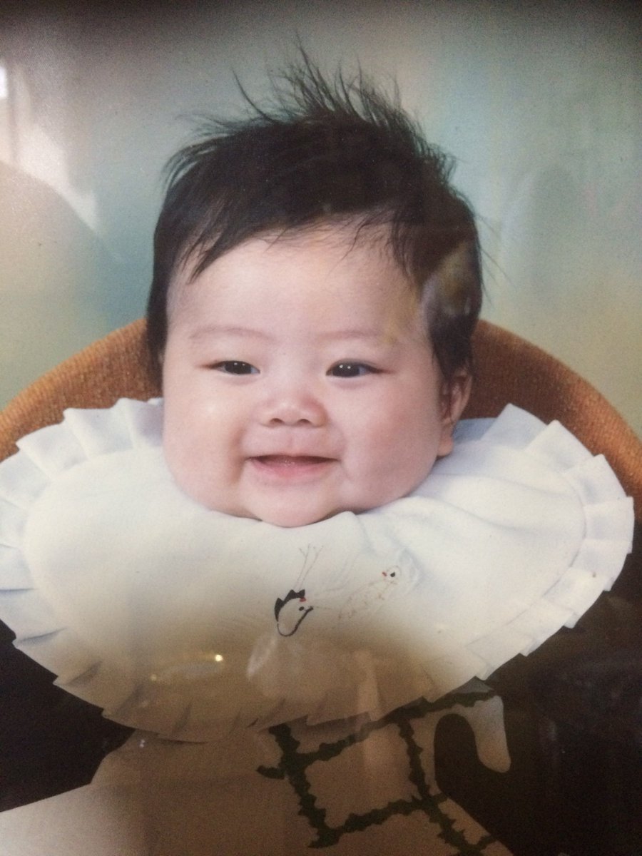 では私の子ども時代の写真も置いておきましょうか