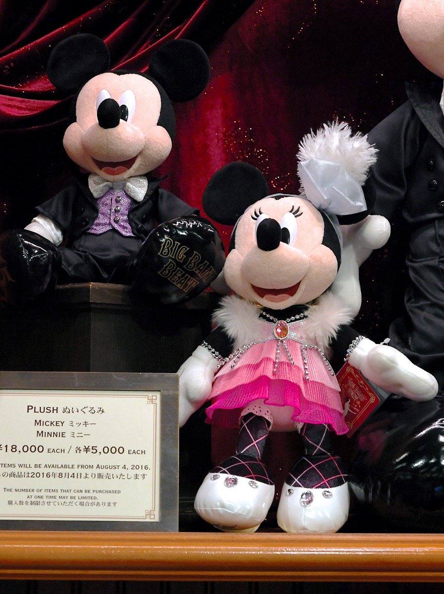 黒タキシードのミッキーも☆ 東京ディズニーシー”ビッグバンドビート