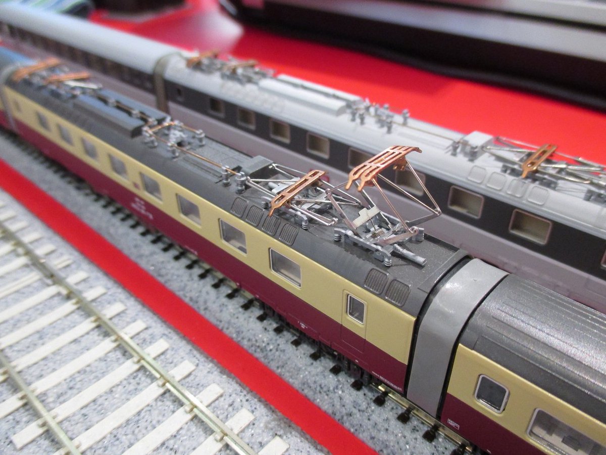 世界の車両から】SBB RAeⅡゴッタルド6両セット室内灯付￥44,000(税抜